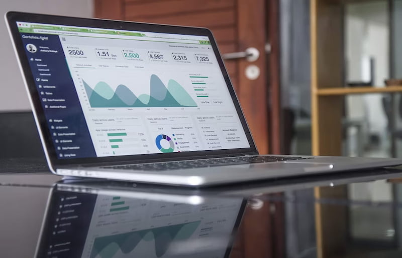 Keuntungan Database Management System